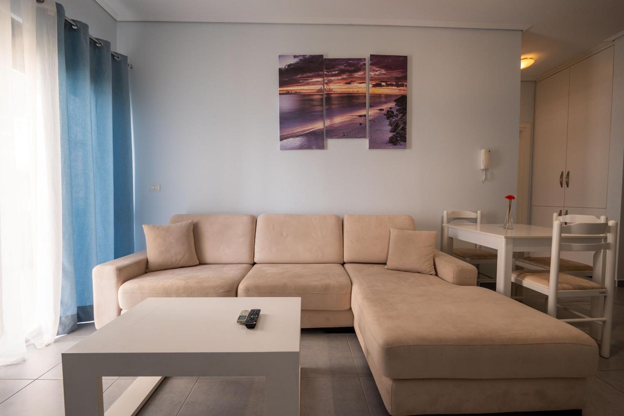 Franklin Rooms Saranda Kültér fotó