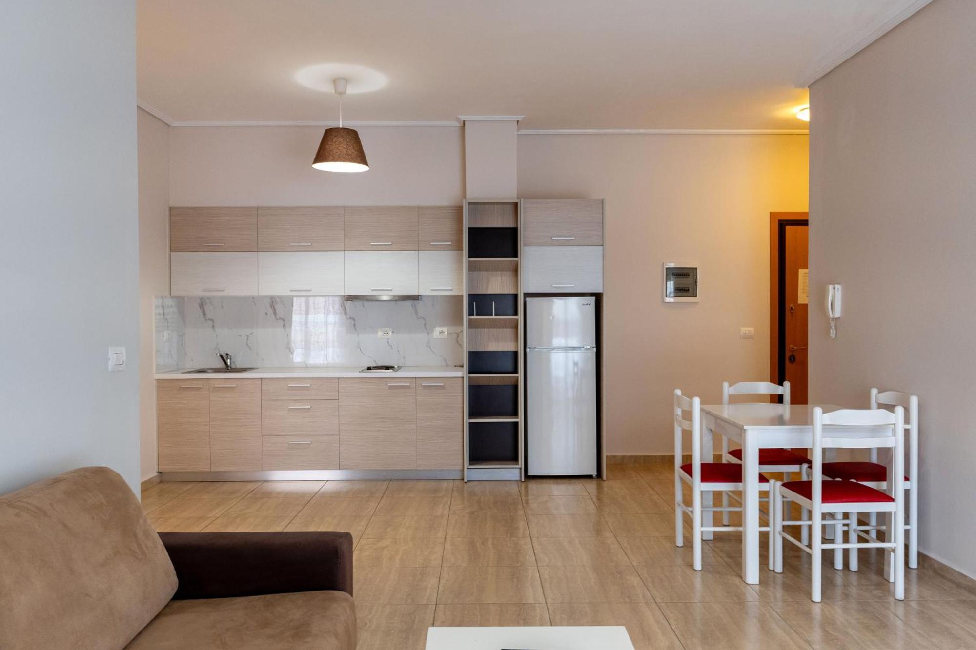 Franklin Rooms Saranda Kültér fotó